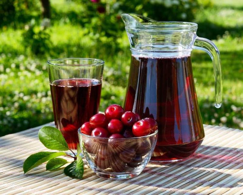 Вишневый сок на зиму: простые рецепты приготовления